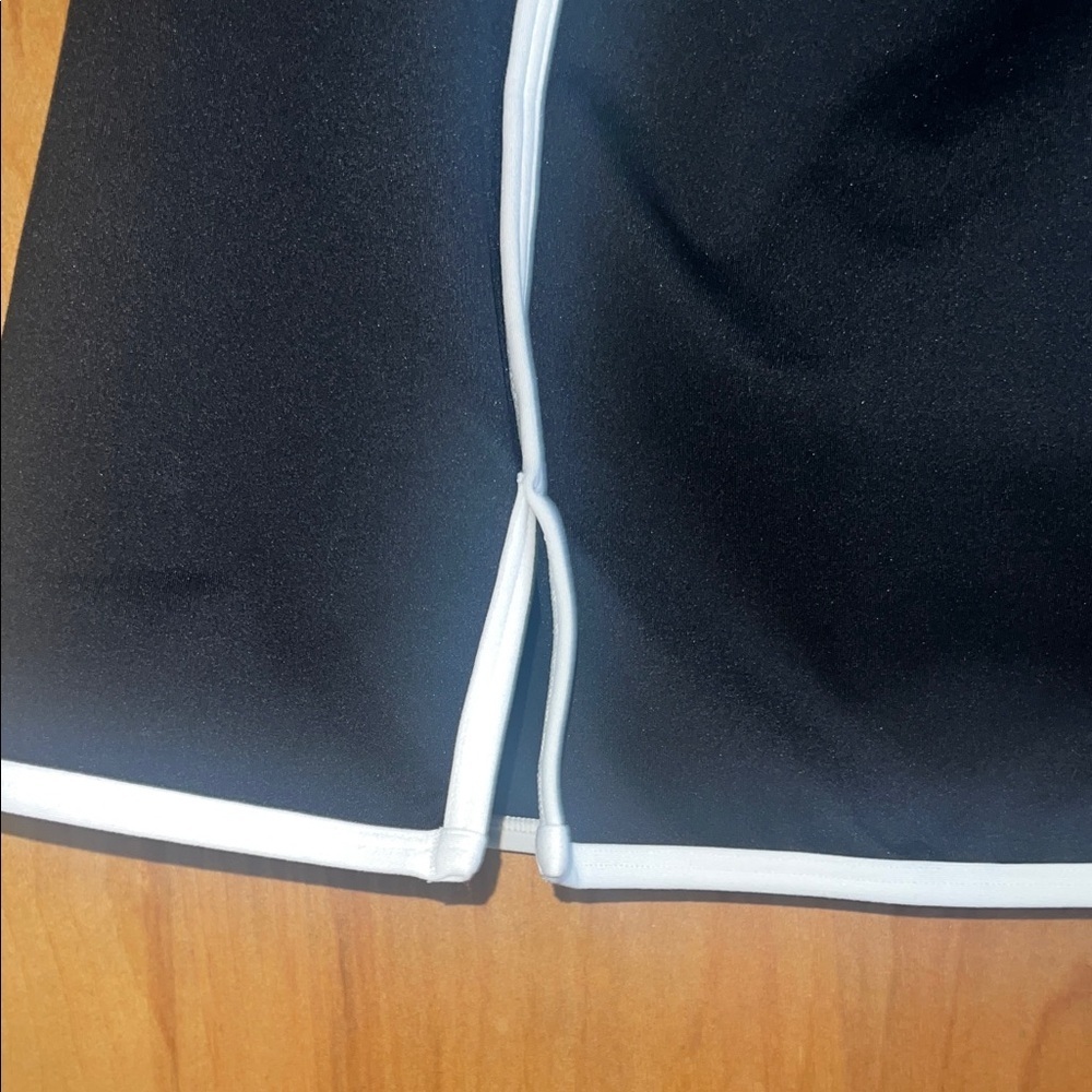 GAP Black and White Mini Skirt - Picture 5 of 7